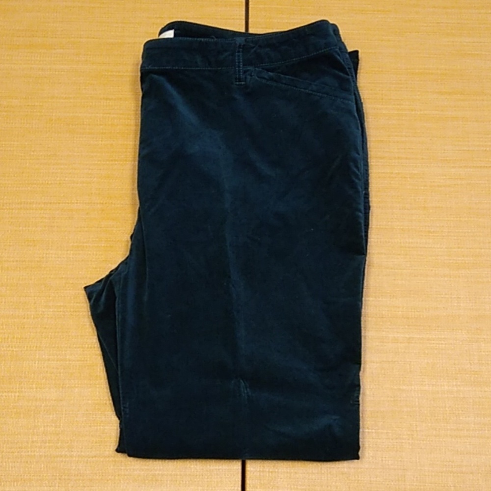 Chico's Emerald Green Velvet Straight Leg Pants